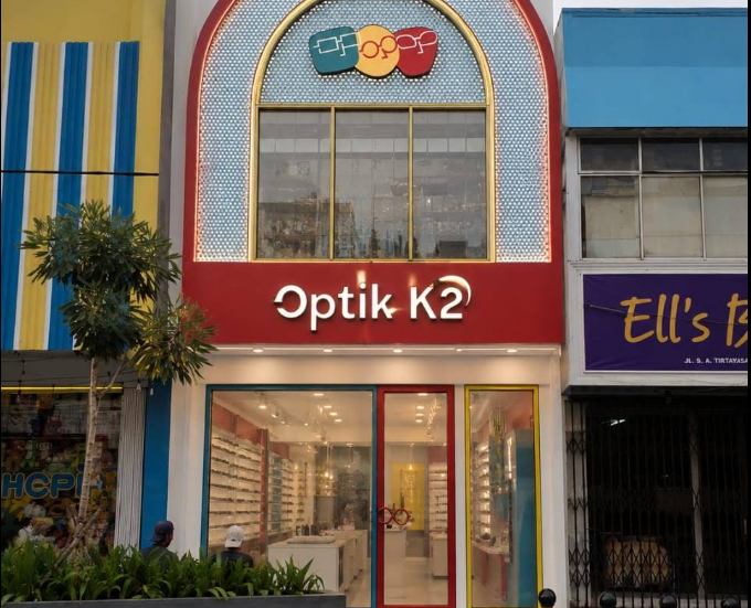 Optik K2 Serang Banten